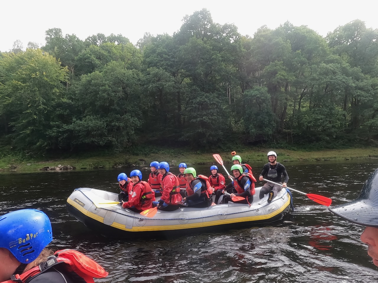 Scouts rafting together